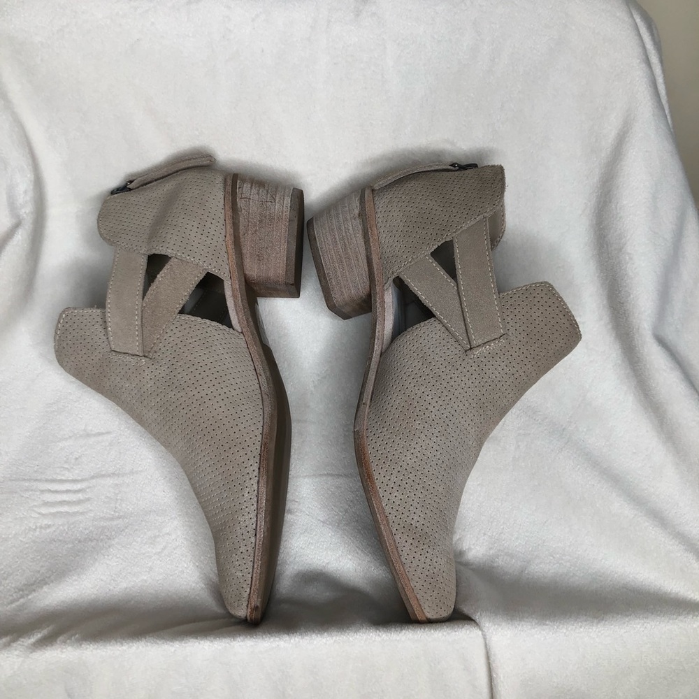 Dolce Vita Taupe Booties - Picture 6 of 6